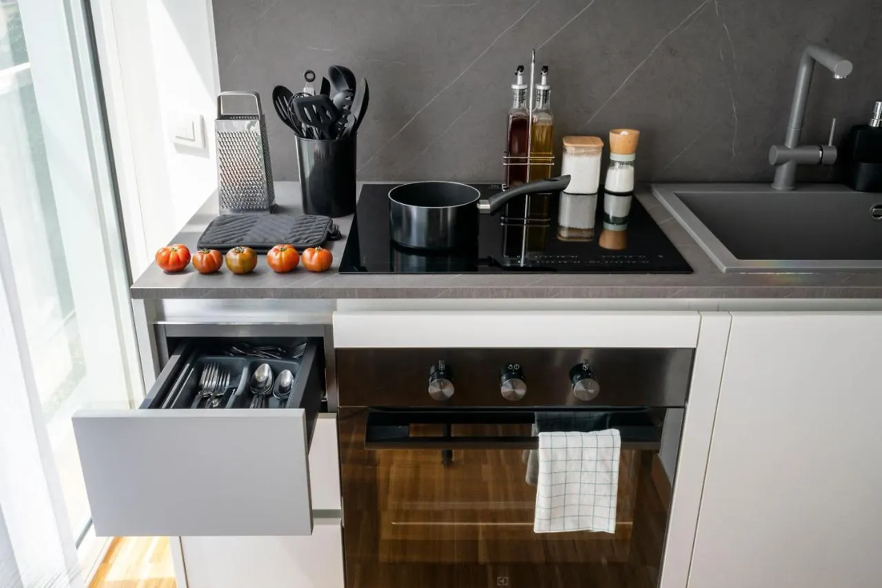 Appartamenti Vela Milano Centro Con Garage Apartment