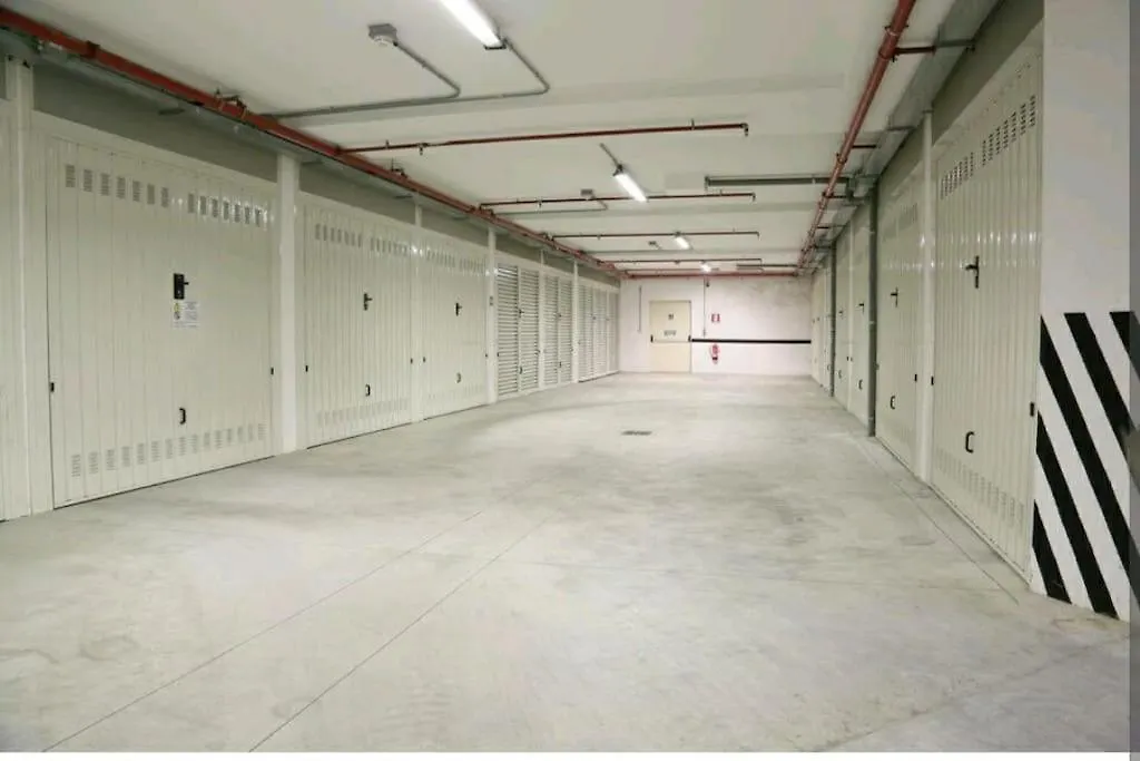 Appartamenti Vela Milano Centro Con Garage 0*,  Italien